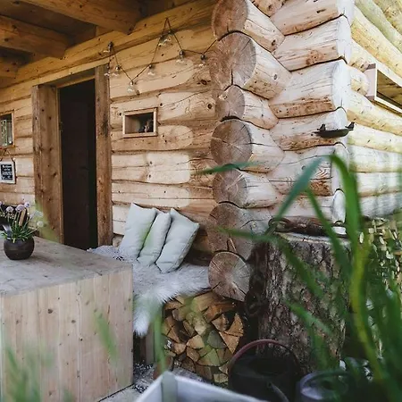 Chalet Maiensäss, Berghütte Chlara - Autark, Voll Ausgestattet, Ressourcen Begrenzt Untervaz