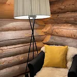 Chalet Maiensäss, Berghütte Chlara - Autark, Voll Ausgestattet, Ressourcen Begrenzt Untervaz