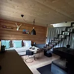 Chalet Maiensäss, Berghütte Chlara - Autark, Voll Ausgestattet, Ressourcen Begrenzt Untervaz
