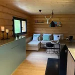 Maiensäss, Berghütte Chlara - Autark, Voll Ausgestattet, Ressourcen Begrenzt Untervaz