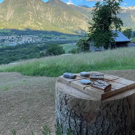 Maiensaess, Berghuette Chlara - Autark, Voll Ausgestattet, Ressourcen Begrenzt * Untervaz