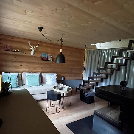 Chalet Maiensaess, Berghuette Chlara - Autark, Voll Ausgestattet, Ressourcen Begrenzt Untervaz