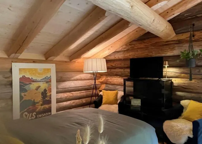 Chalet Maiensäss, Berghütte Chlara - Autark, Voll Ausgestattet, Ressourcen Begrenzt Untervaz